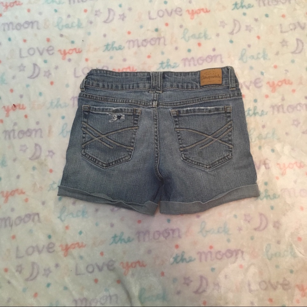 Shorts - Picture 2 of 4